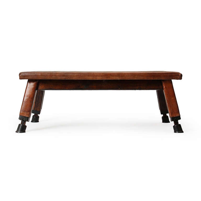 les bancs de gymnastique de l'or