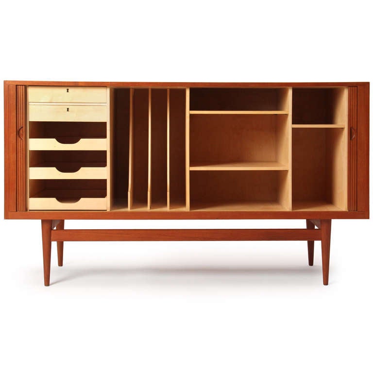 Credenza By Erik Worts In Good Condition In Sagaponack, NY