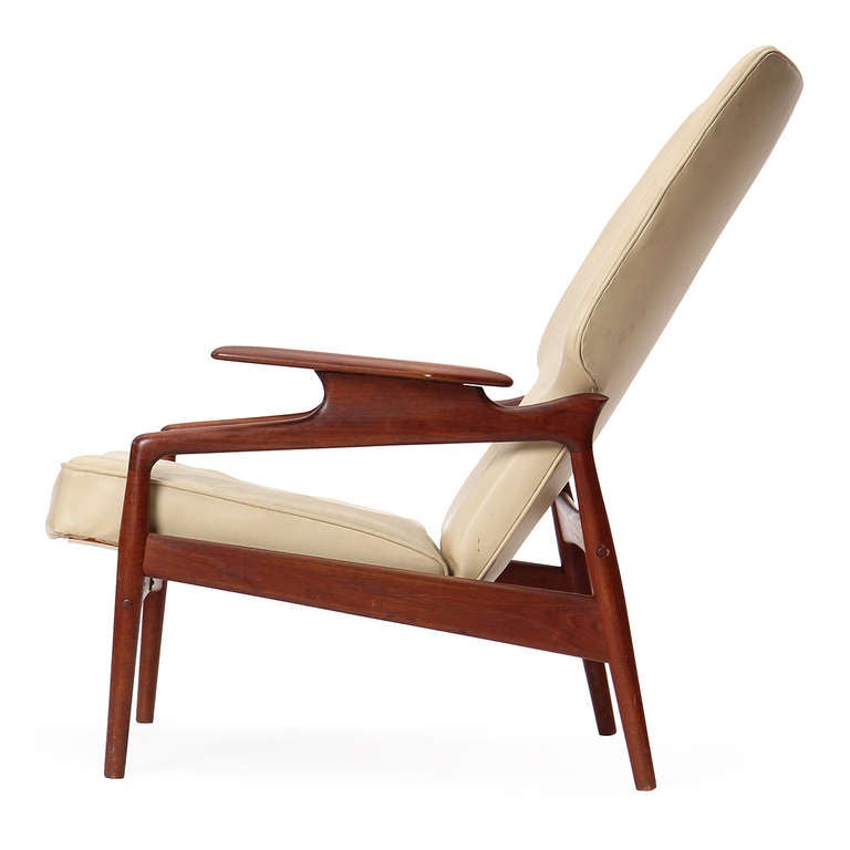 Scandinavian Modern Lounge Chair and Ottoman