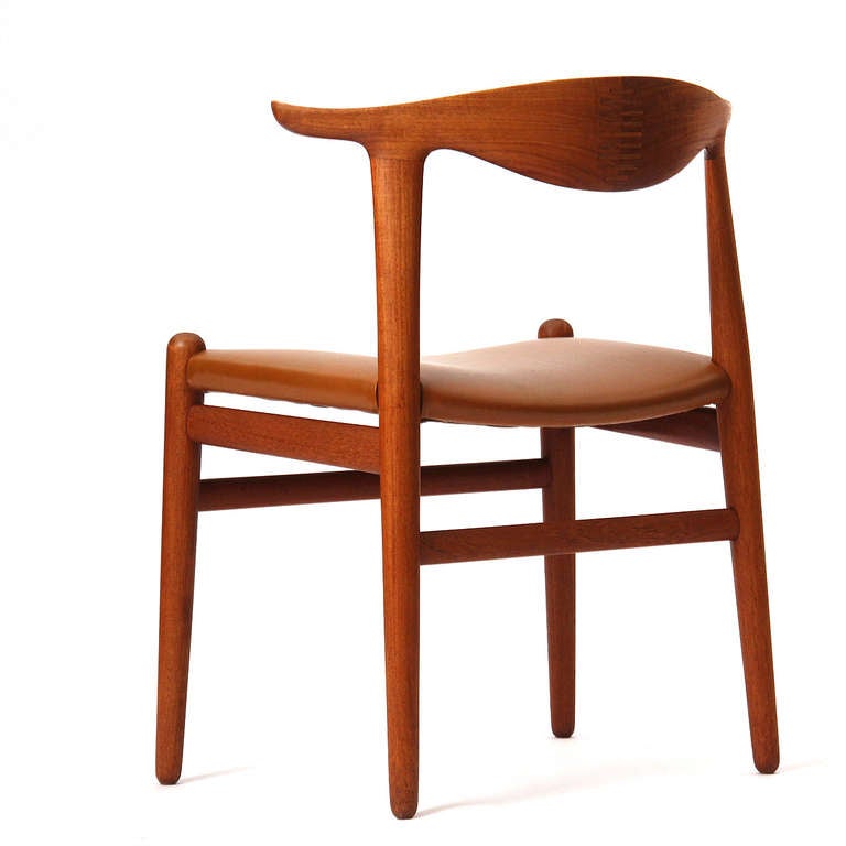 Cowhorn set by Hans J. Wegner In Good Condition In Sagaponack, NY