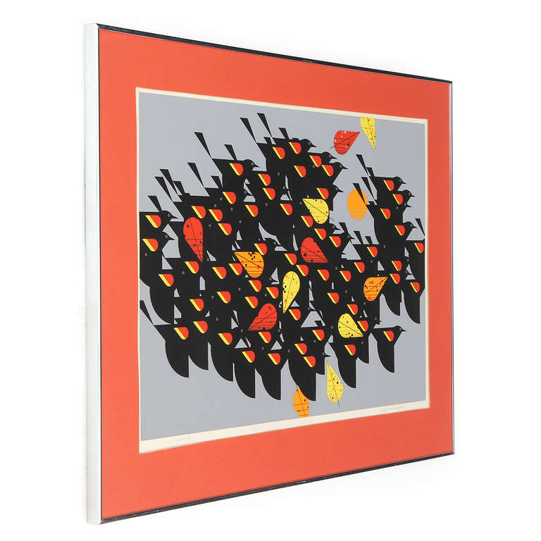 Eine ausdrucksstarke und grafische Vintage-Serigrafie, die eine abstrahierte Gruppe von Rotflügel-Amseln im Flug zeigt.  Vom Künstler mit Bleistift signiert.