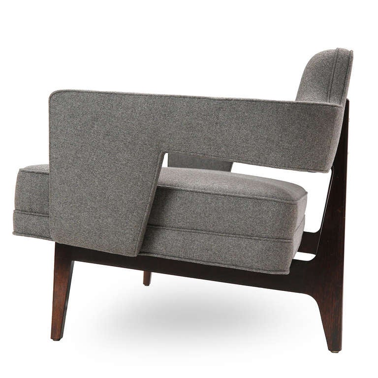 Walnut Modernist Sofa by Edward Wormley
