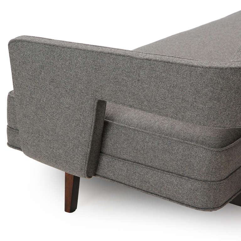 Mid-20th Century Modernist Sofa by Edward Wormley