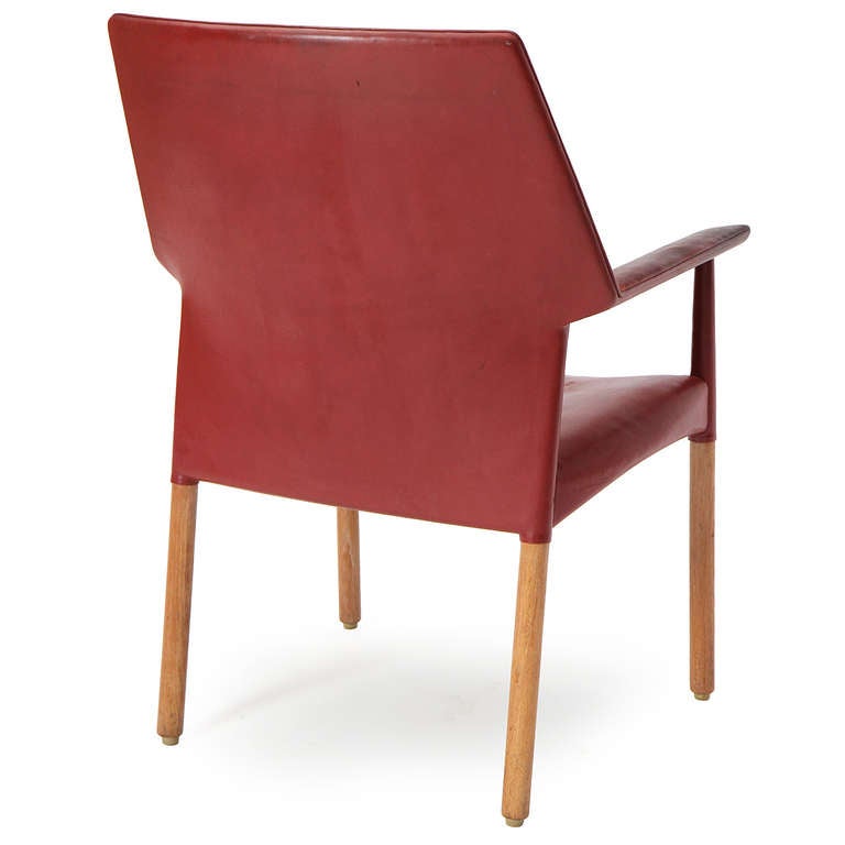 Mid-20th Century 1950s Danish Armchair by Ejner Larsen & Aksel Bender Madsen for Willy Beck For Sale