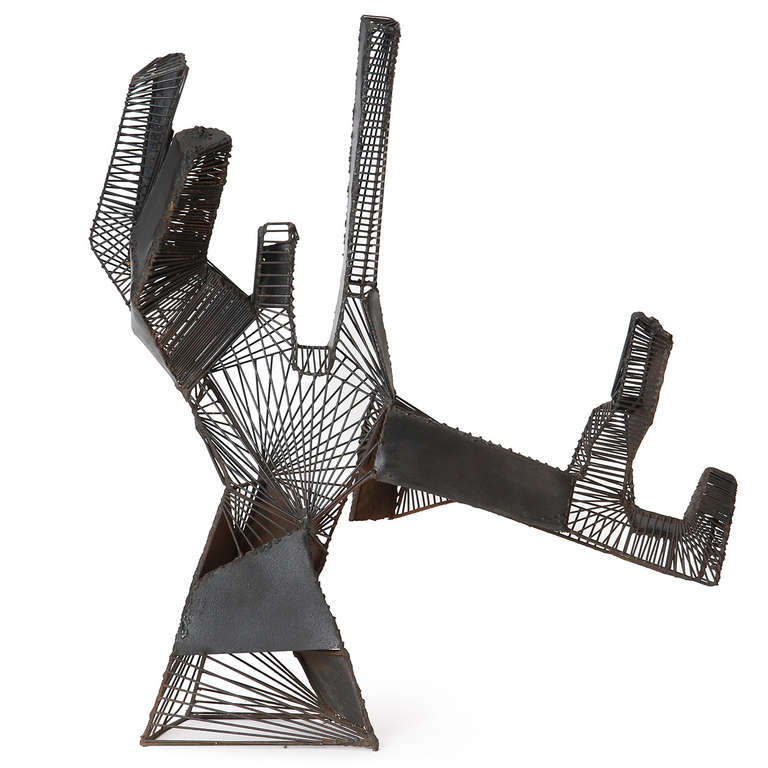 Modernist Steel Sculpture In Good Condition For Sale In Sagaponack, NY
