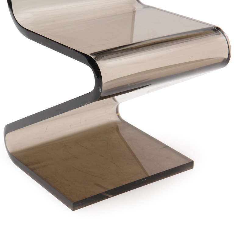 American Smoke Acrylic Z Chair in the Style of Gerrit Reitveld