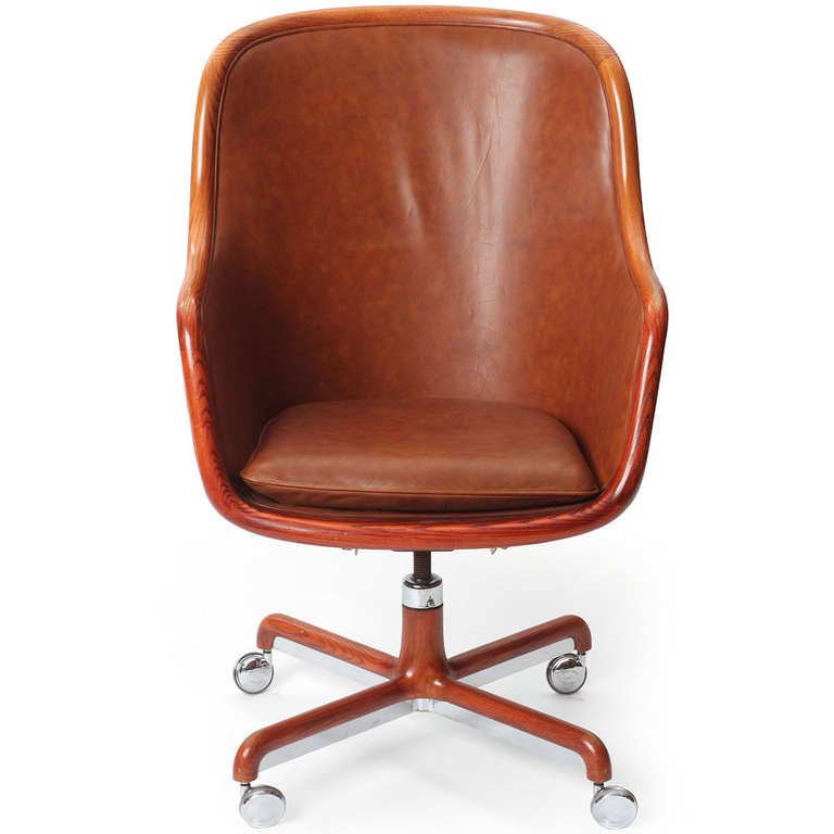 Mid-20th Century Executive Highback Desk Chair by Ward Bennett