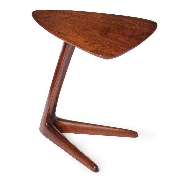 American Craftsman Cantilevered Shield End Table in the Style of Kagan