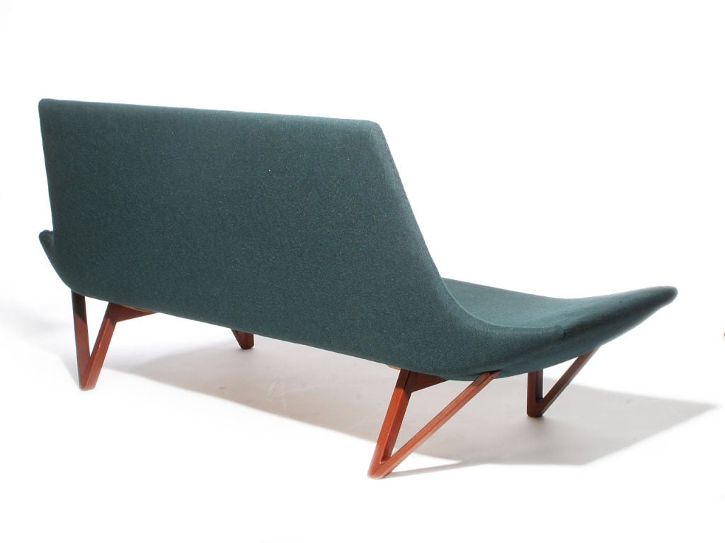 settee by Edvard and Tove Kindt-Larsen 2