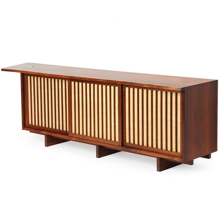 Natural Edge Credenza By George Nakashima In Good Condition In Sagaponack, NY
