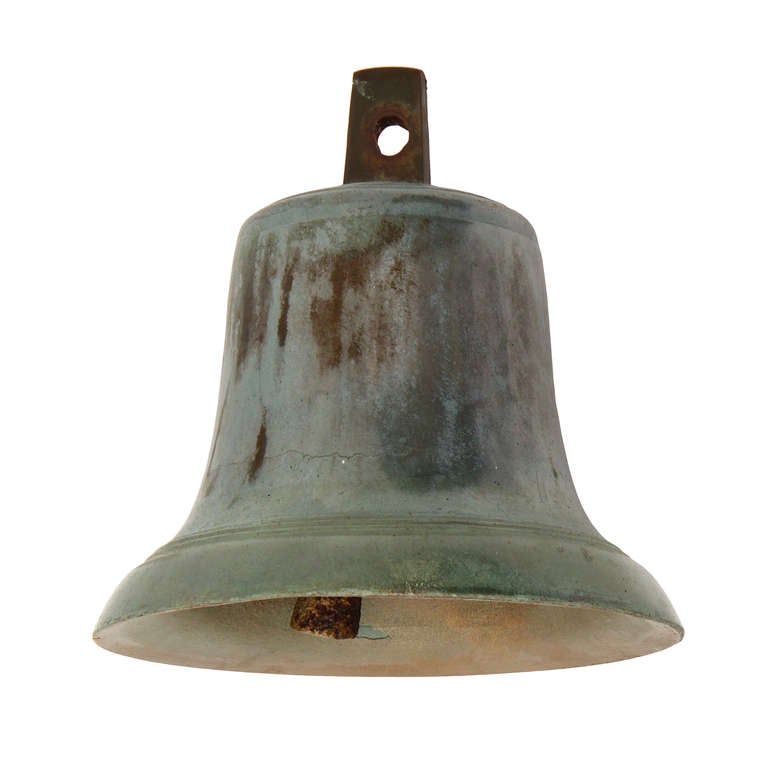 Cast Bronze Bell In Good Condition In Sagaponack, NY
