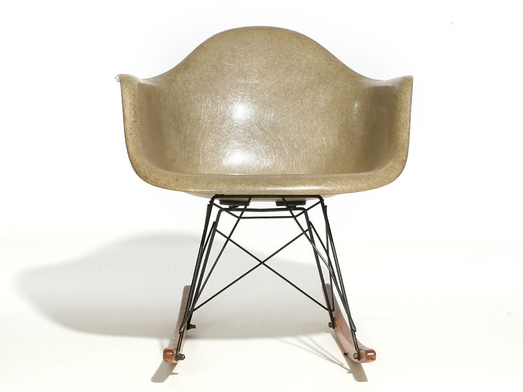 Mid-Century Modern Zenith Shell Rocking Chair RAR by Charles and Ray Eames