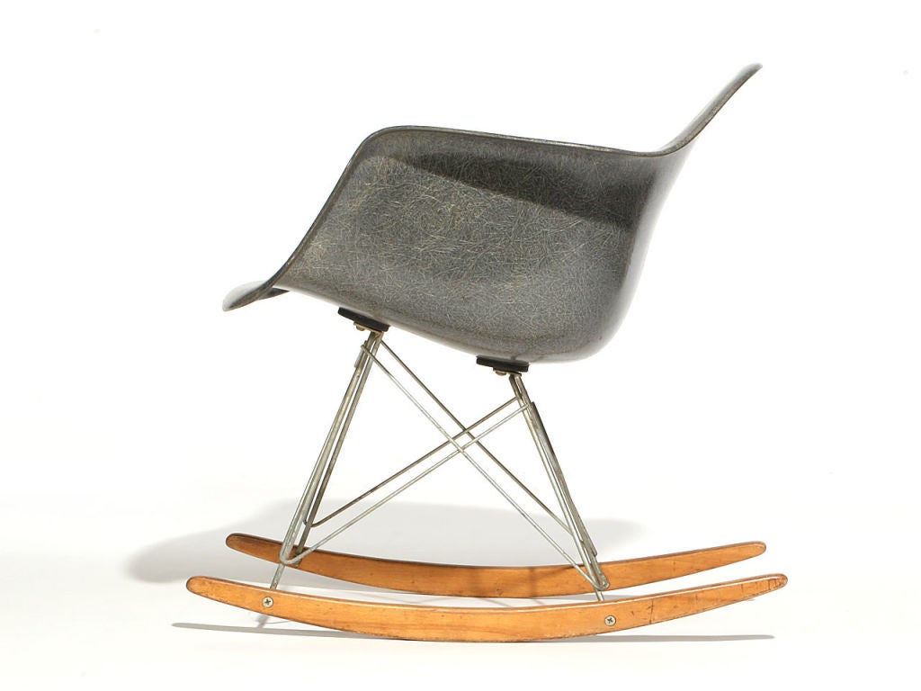 Zenith Shell Rocking Chair RAR by Charles and Ray Eames 1