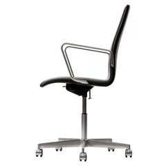 Oxford Desk Chair by Arne Jacobsen