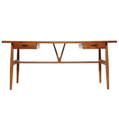 the Wishbone Desk by Hans Wegner