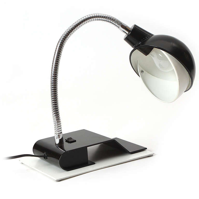 Finnish 1970s Scandinavian Modern Desk Lamp by Alvar Aalto for Artek