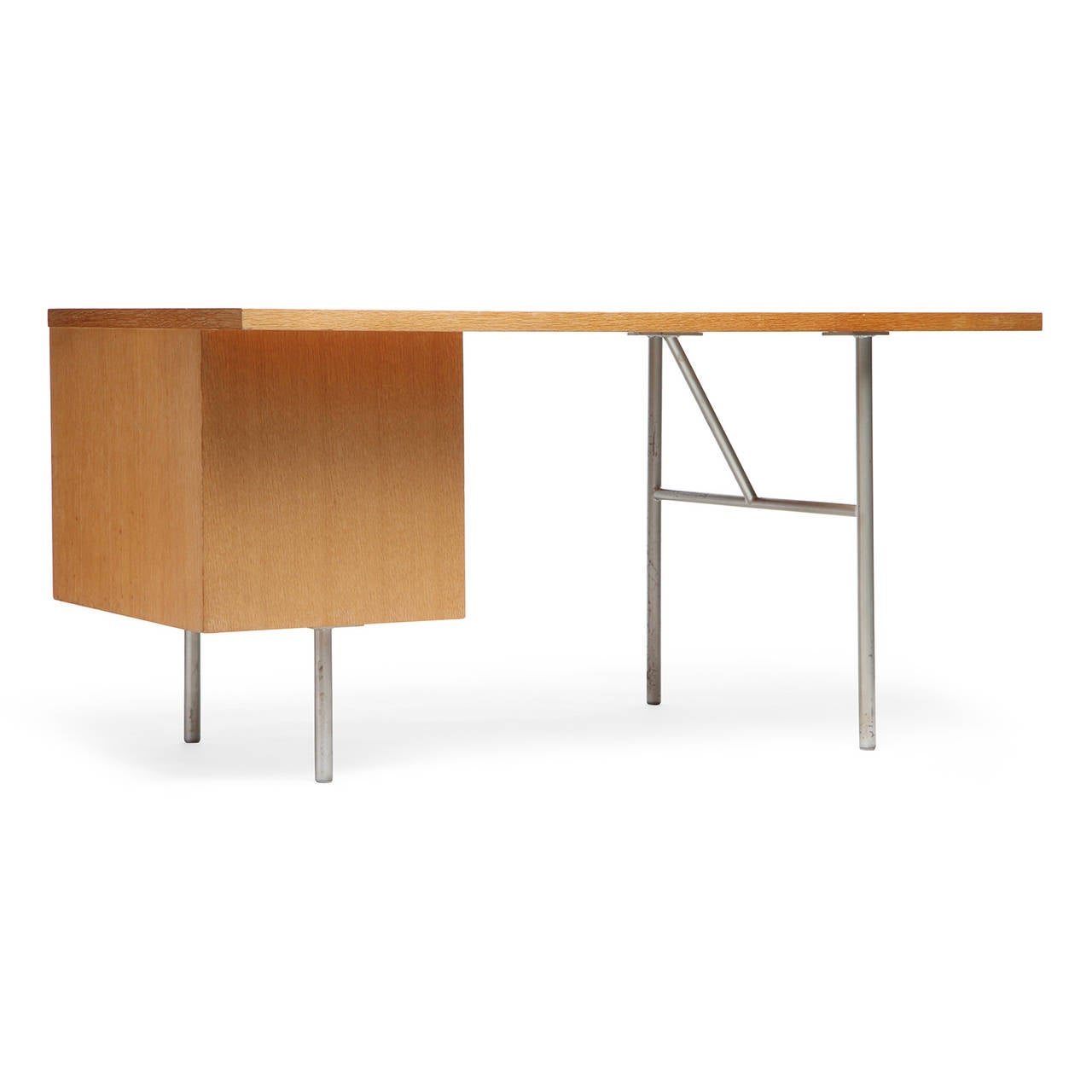 Desk by George Nelson In Good Condition In Sagaponack, NY
