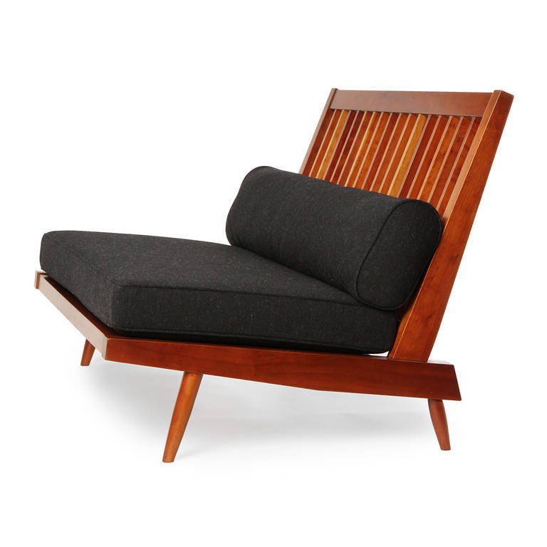 Studio Walnut Settee by George Nakashima In Excellent Condition In Sagaponack, NY