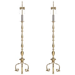Paire de lampadaires en bronze à volutes des États-Unis