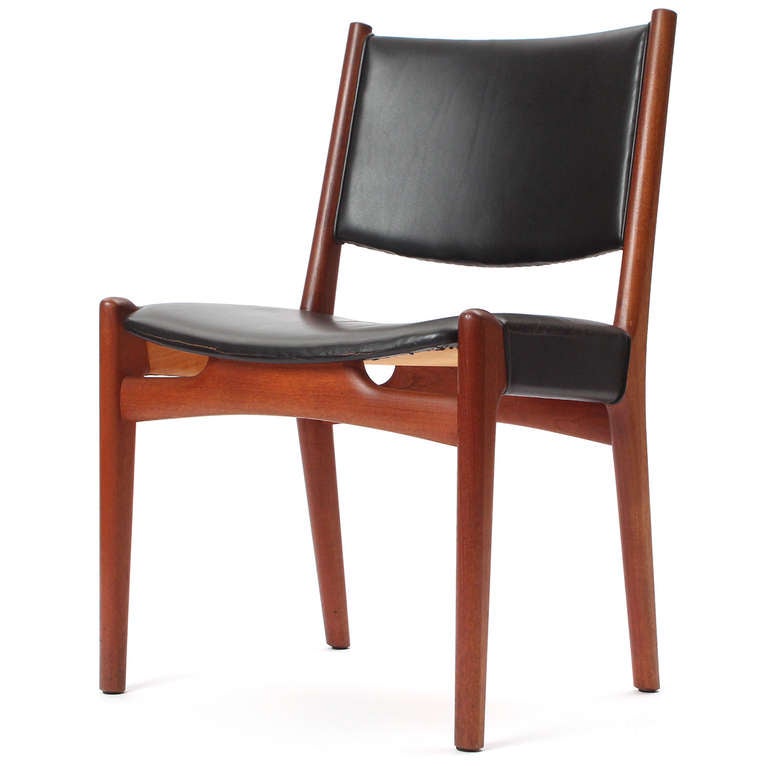 Side Chair by Hans J. Wegner for Johannes Hansen (Dänisch) im Angebot