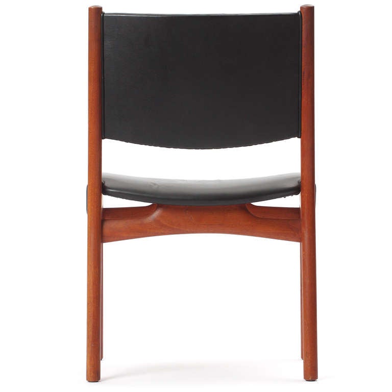 Side Chair by Hans J. Wegner In Good Condition For Sale In Sagaponack, NY