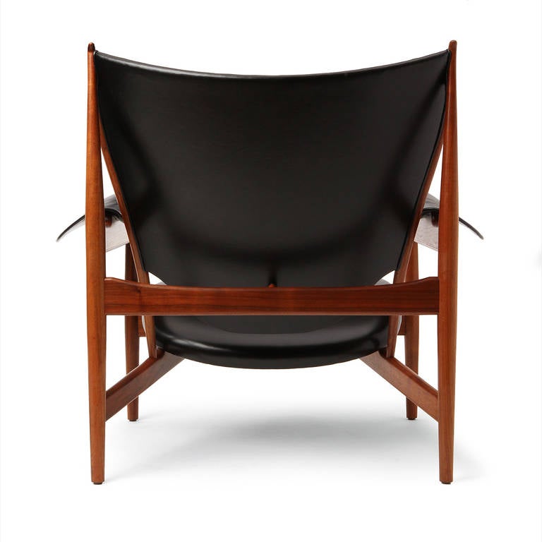 Chieftain Chair and Ottoman by Finn Juhl In Excellent Condition In Sagaponack, NY