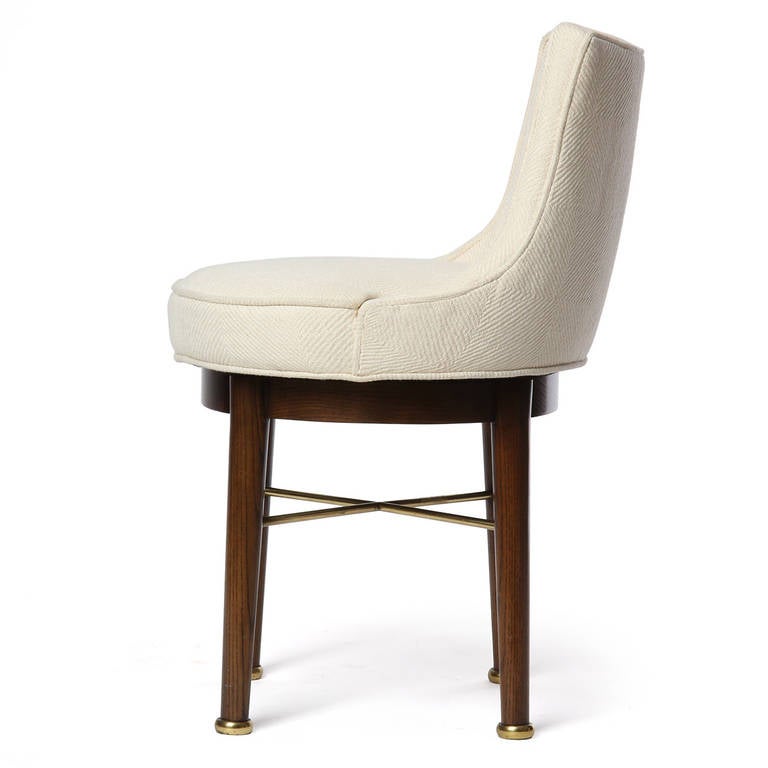 Swiveling Vanity Chair by Edward Wormley In Good Condition In Sagaponack, NY