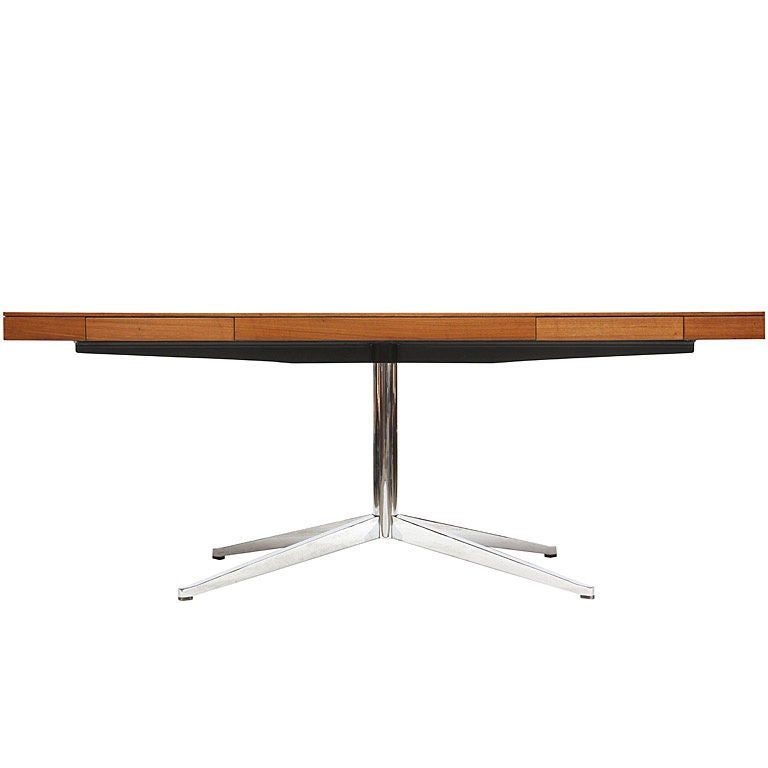 Partners Desk by Knoll