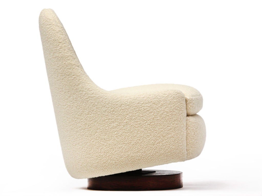 Mid-20th Century Petite Slipper Chair by Milo Baughman