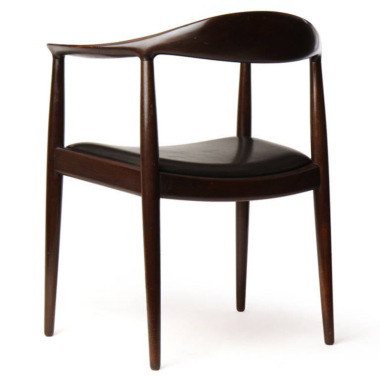 Leather Mahogany Round Chairs by Hans J. Wegner