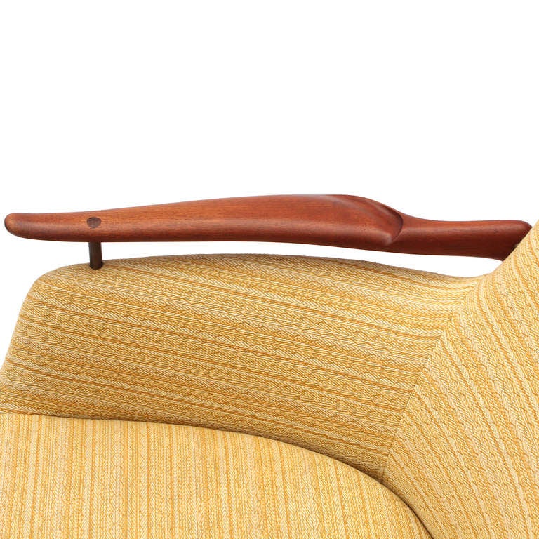 NV-53 Lounge Chair by Finn Juhl In Good Condition In Sagaponack, NY