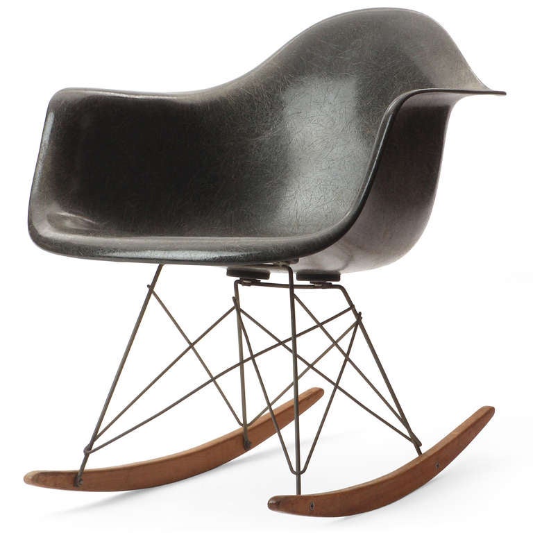 Mid-Century Modern Zenith Shell Rocking Chair RAR by Eames for Herman Miller For Sale