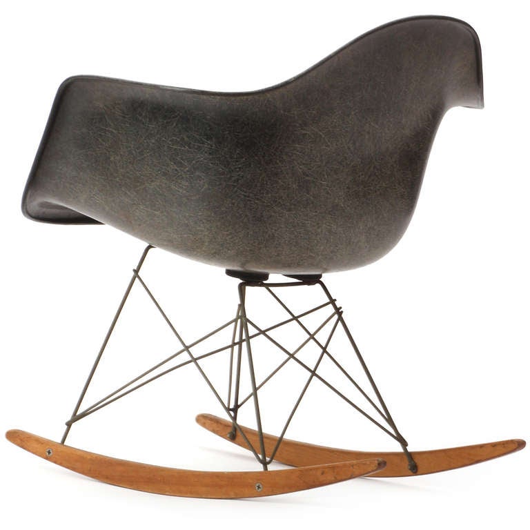 American Zenith Shell Rocking Chair RAR by Eames for Herman Miller For Sale