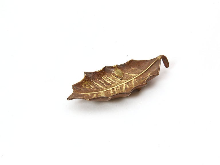 No. 8893 - A brass ashtray in the form of a Gloxinia leaf. Marked 
