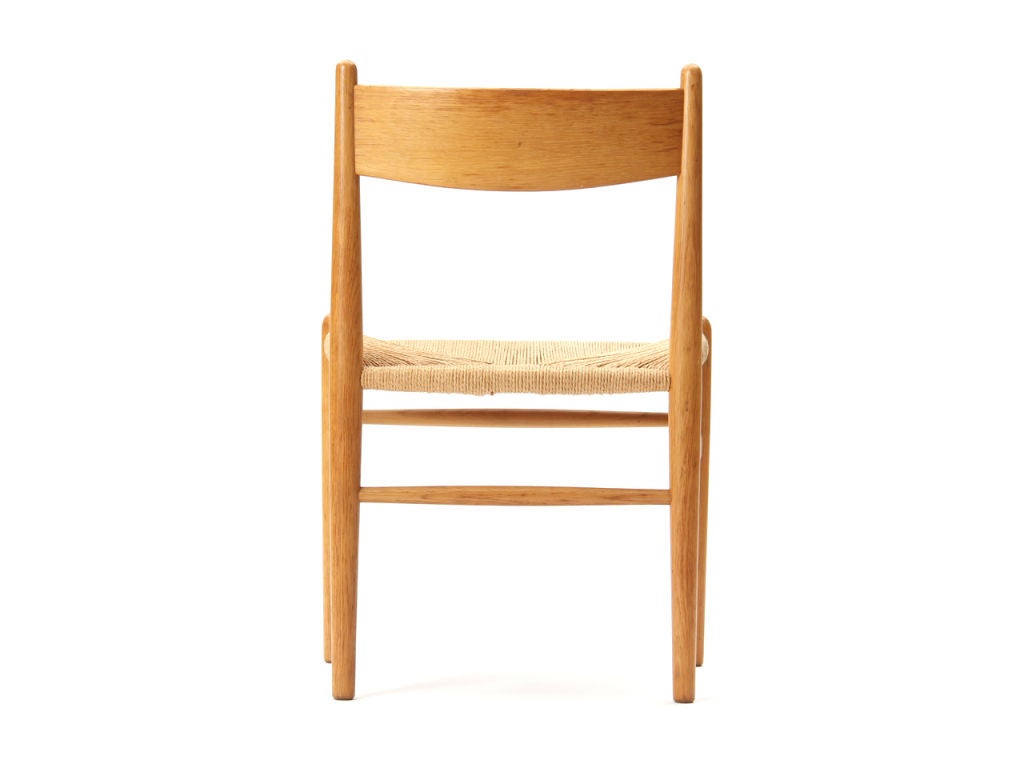 Milieu du XXe siècle Chaises en chêne et cordon de papier de Hans Wegner en vente