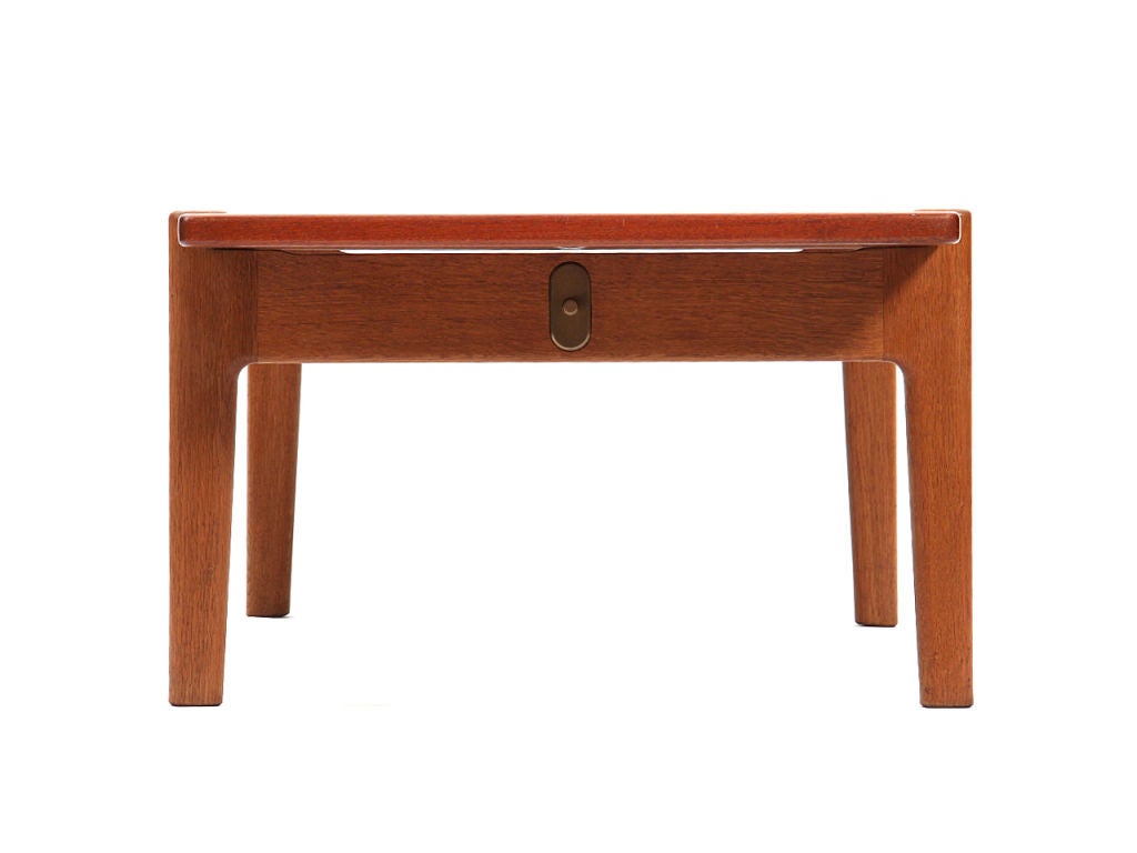 Reversible Top Low Table by Hans J. Wegner In Good Condition For Sale In Sagaponack, NY