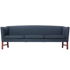 Sofa mit hoher Rückenlehne von Ole Wanscher