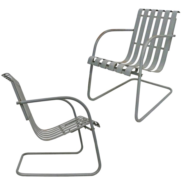 Pair of Metal Outdoor Lounge Chairs at 1stDibs