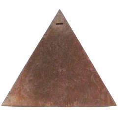 Large Scale Welded Steel Pyramid Bank