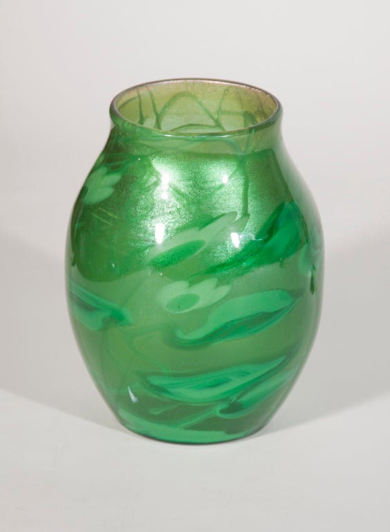 Tiffany Studios Favrile Glass Paperweight Vase In Excellent Condition In New York, NY