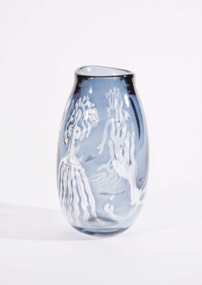 Orrefors  Rare 'Ariel' Glass Vase In Excellent Condition For Sale In New York, NY