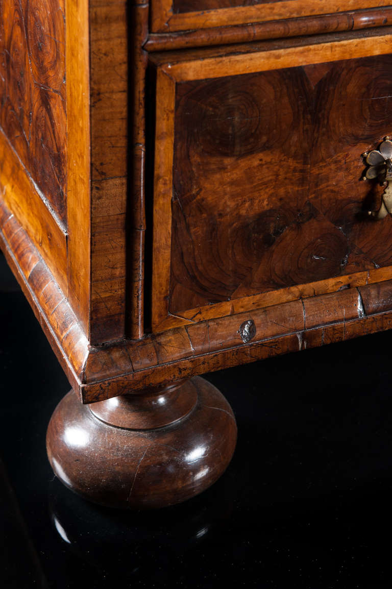 18th Century and Earlier William and Mary Walnut Chest of Drawers