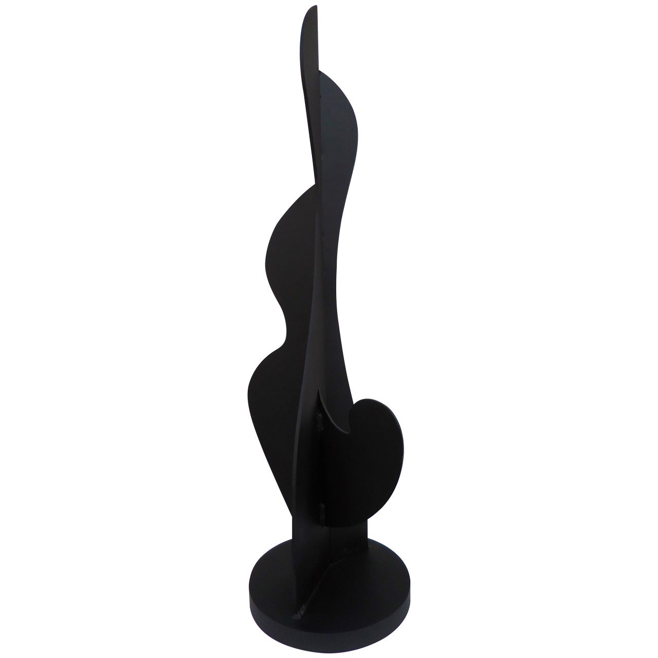 "Arpeggio", scultura in acciaio verniciato in stile jazz di Linda Margaret Kilgore