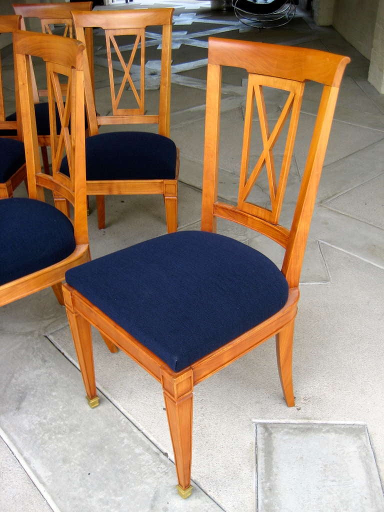 Six 1940s, French Neoclassical Cherrywood Dining Chairs with Brass Sabot In Excellent Condition For Sale In Palm Springs, CA