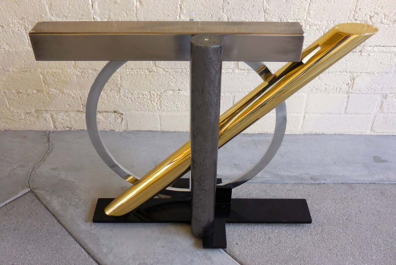 Mid-Century Modern Striking Sculptural Console Table by Kaizo Oto for DIA, circa 1980s