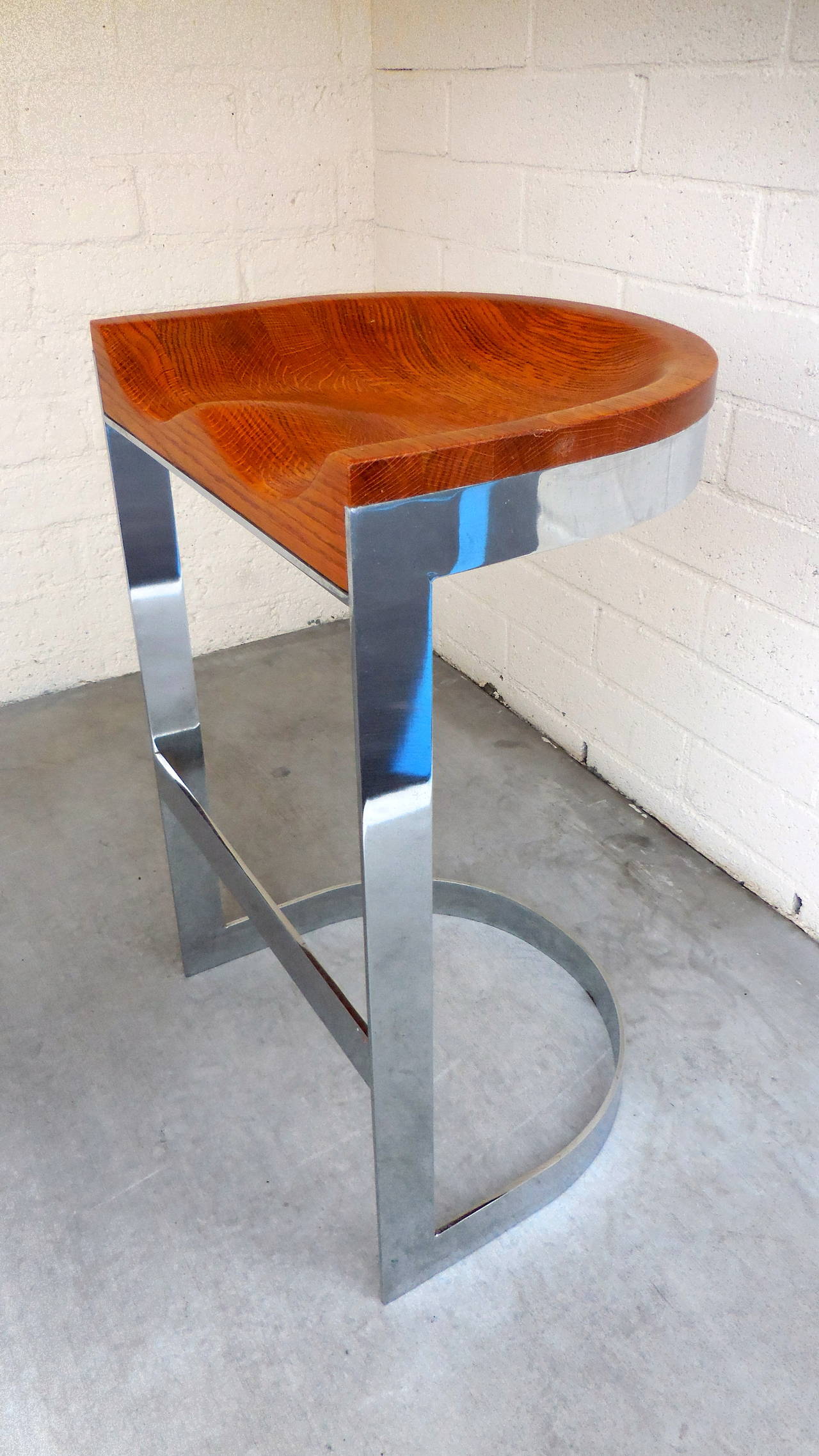 Mid-Century Modern Desirable Set of three Counter-Height Bar Stools by Warren Bacon, circa 1970s