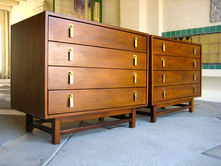Mid-Century Modern A Gorgeous Pair of Mid 20th Century Walnut Bedside chests by Cal Mode Furniture