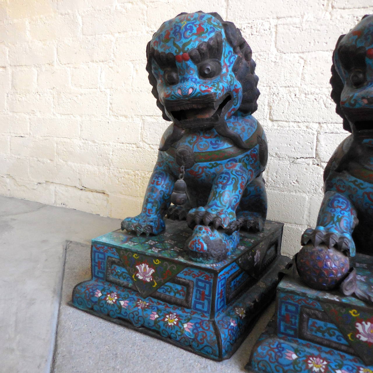 Cloissoné Stately Pair of Mid-19th Century Chinese Cloisonné Temple Dogs