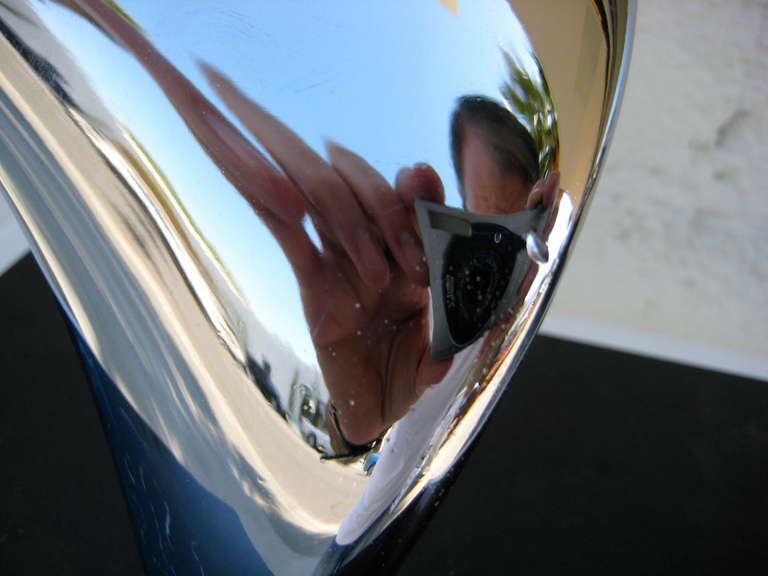 Dynamically Soaring Chrome Plated Steel Sculpture by American Artist Lou Pearson (1925-2005) 3