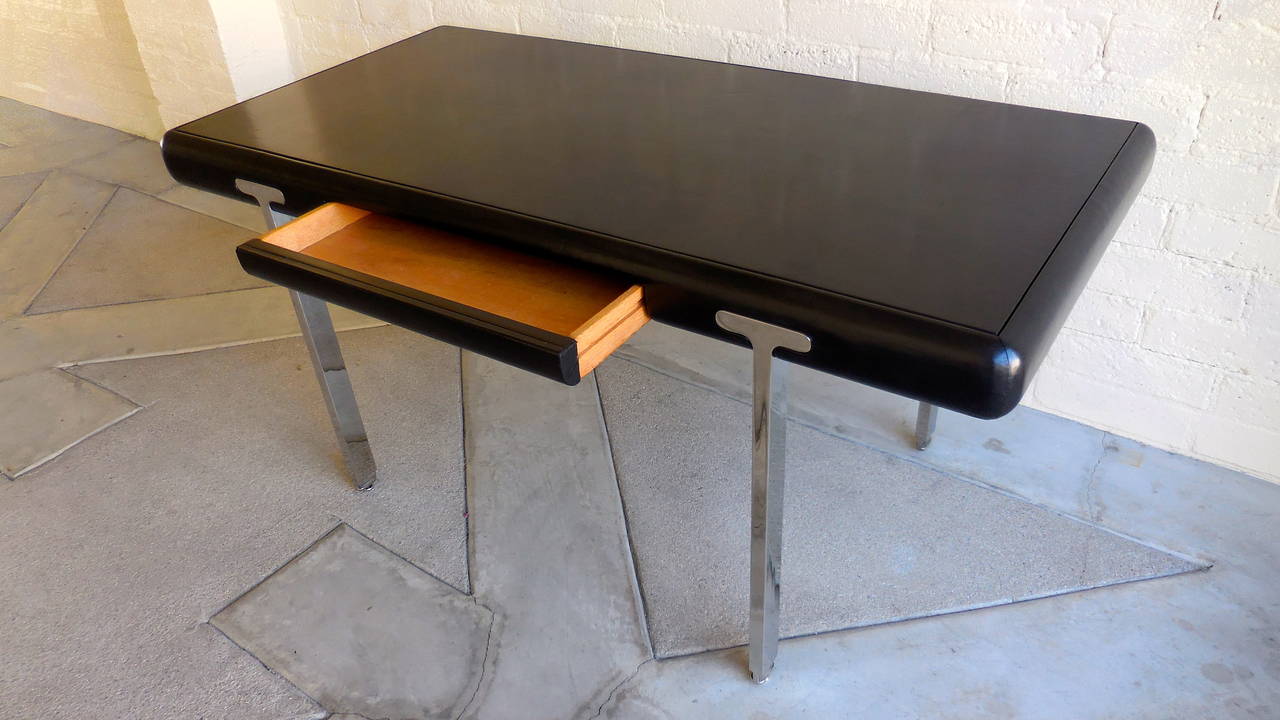 Mid-Century Modern Handsome Black Leather Topped Chrome Leg Writing Table, circa 1970s